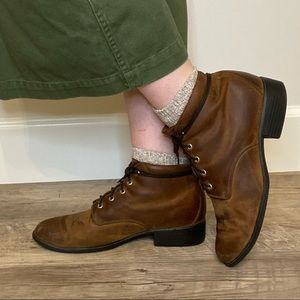 Ariat Lace up Leather Ankle Boots